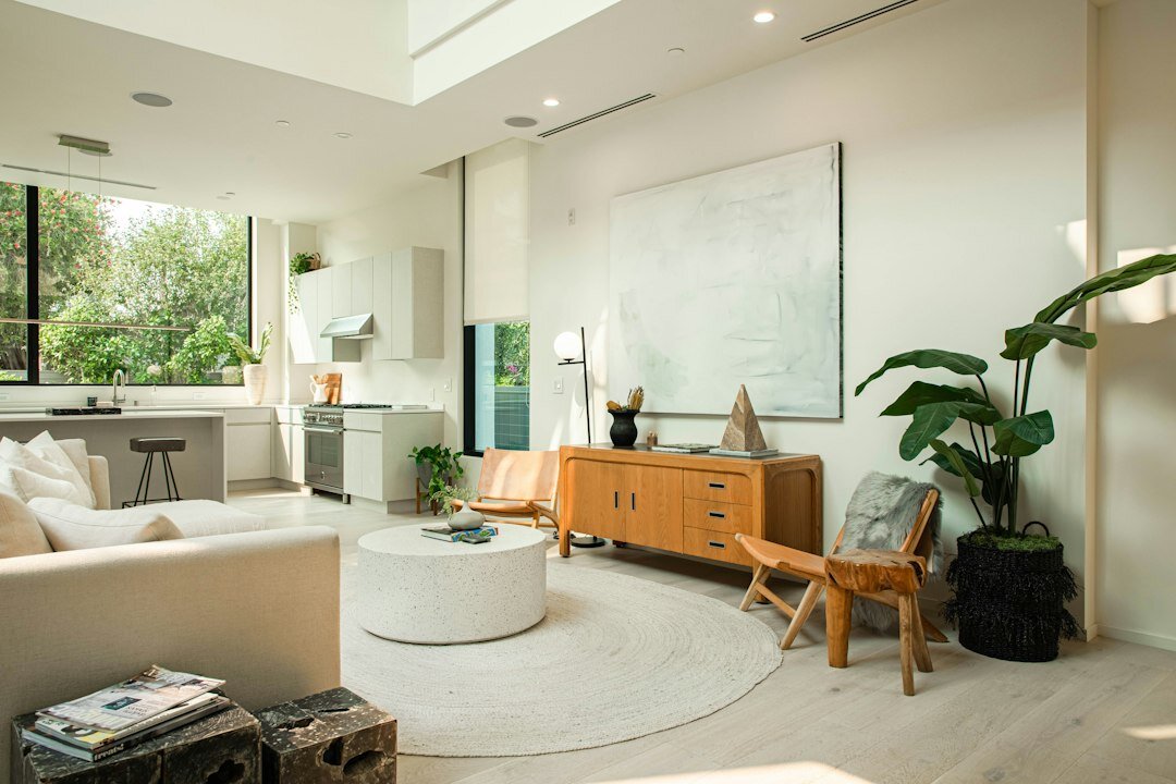 vintage hollywood living room