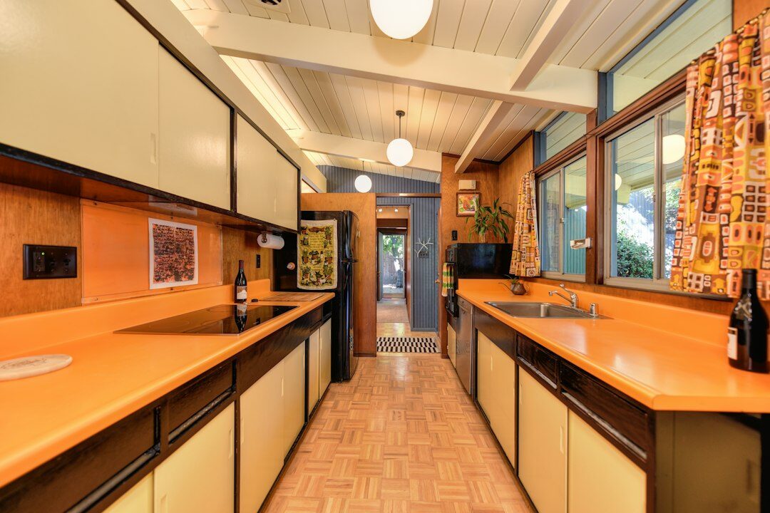 hollywood kitchen vintage